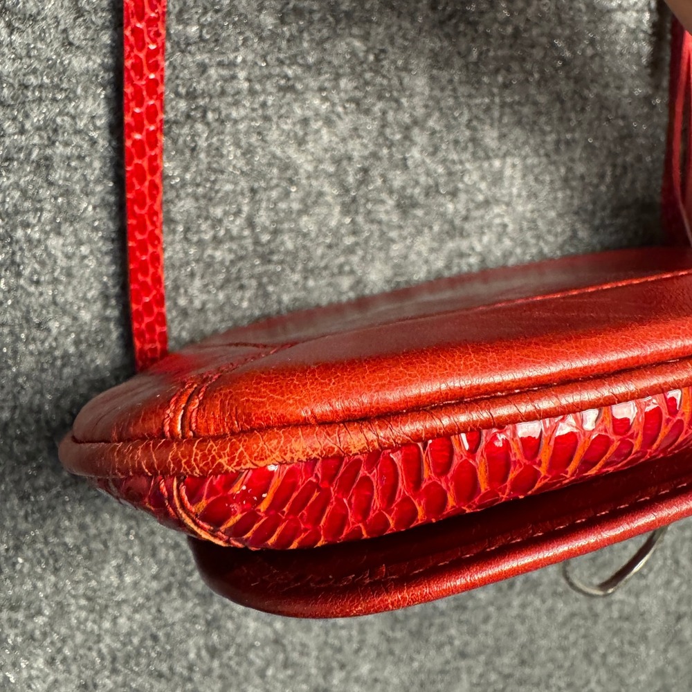 Vintage Brighton Red Snakeskin Embossed Leather Crossbody Flap Bag Silver Heart - Picture 14 of 16